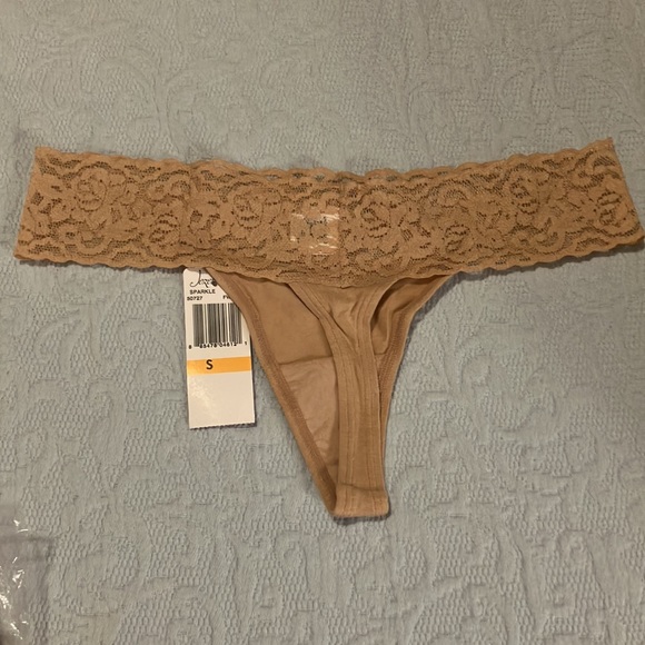 Set of Three (3) Jezebel Sparkle Thongs in Fawn NWT - Picture 2 of 5